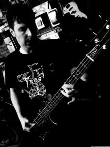 424409_545035026319_1681598496_n